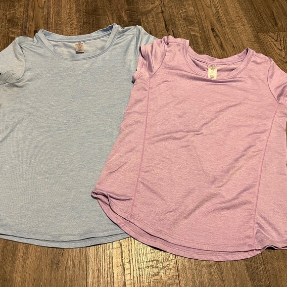 Girls workout shirts size 10 (medium) - Picture 1 of 5